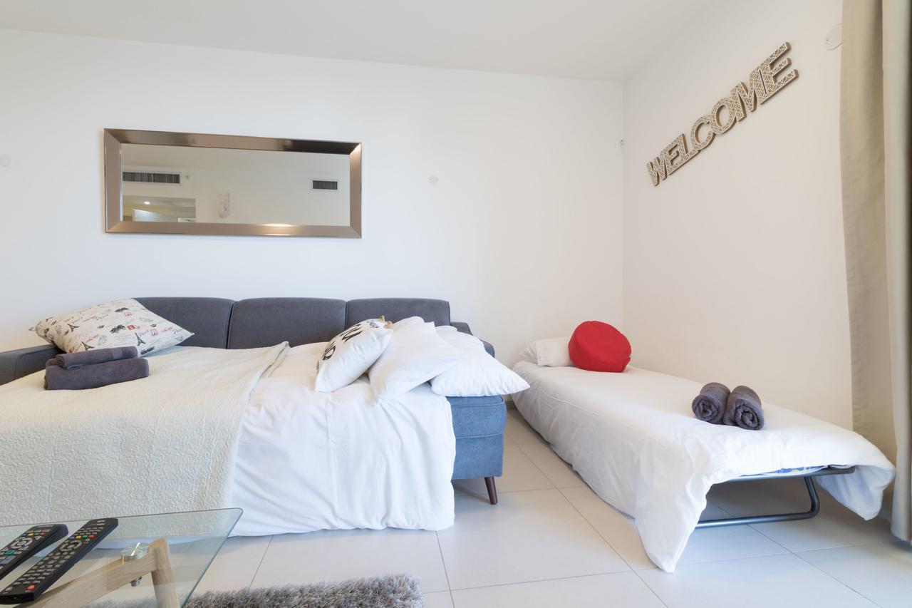 Luxury One-Bedroom Apartment/Parking In City Center Jerozolima Zewnętrze zdjęcie